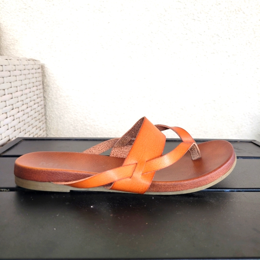 MIA, brown sandal, size 7
